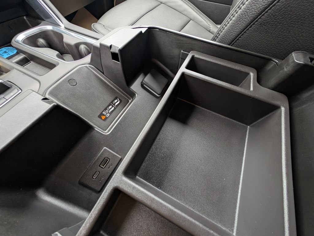 Used 2024 GMC Sierra 2500 Denali w/ Denali Reserve Package image 39