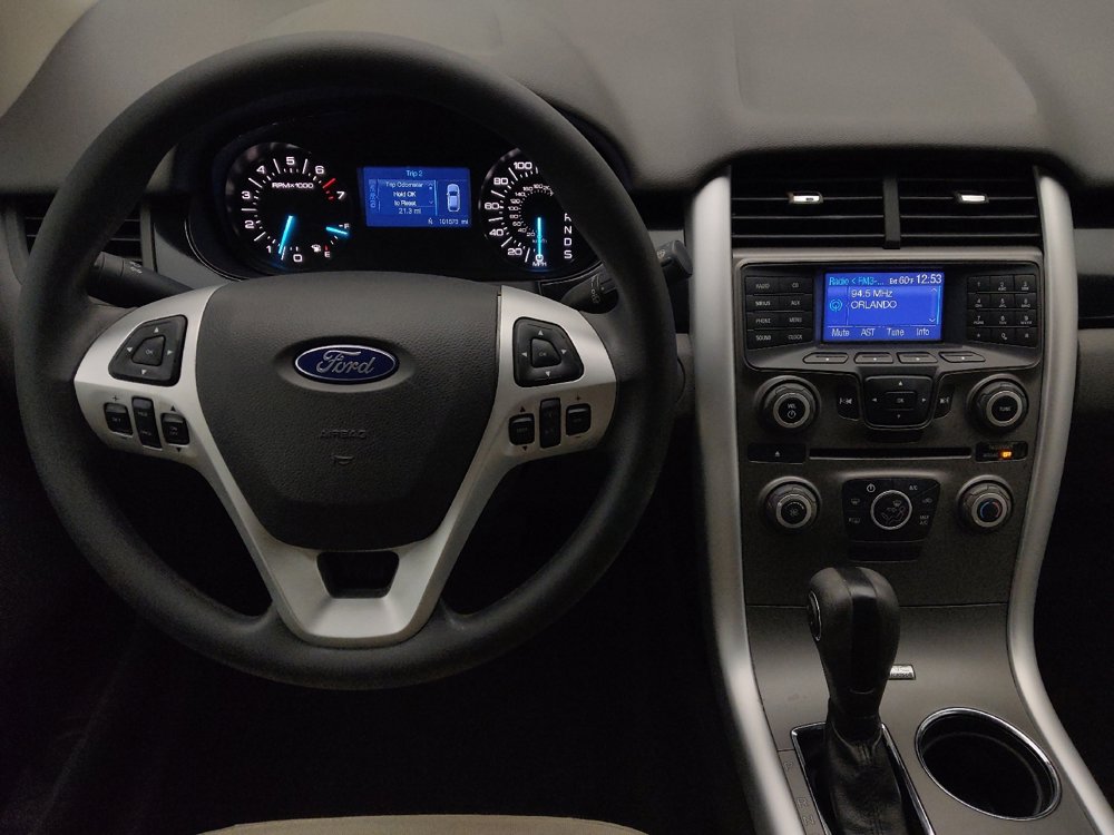 Used 2013 Ford Edge SE image 22