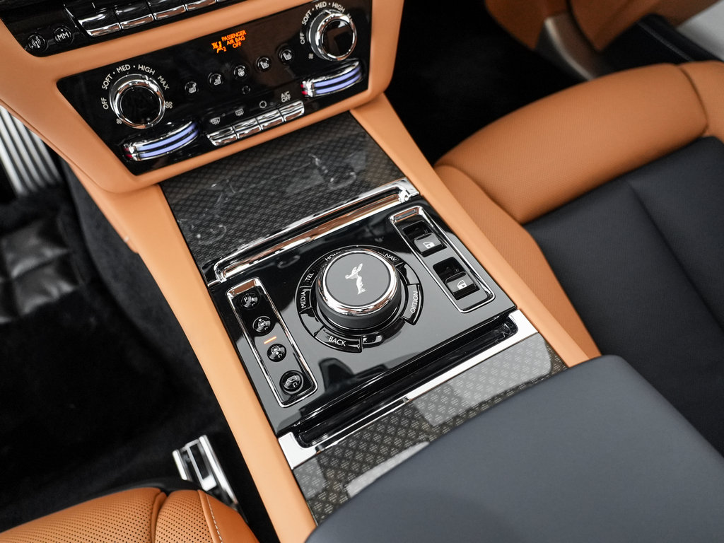 New 2027 Rolls-Royce Ghost Black Badge AWD/4WD image 20