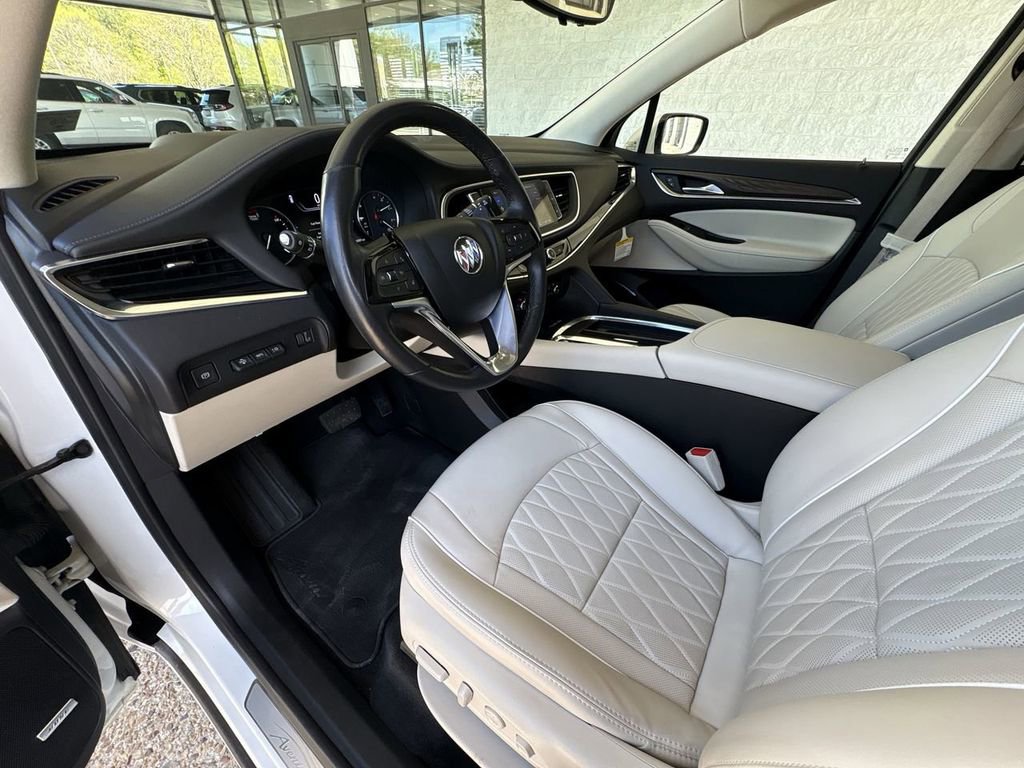 Certified 2024 Buick Enclave Avenir w/ Avenir Technology Package image 10