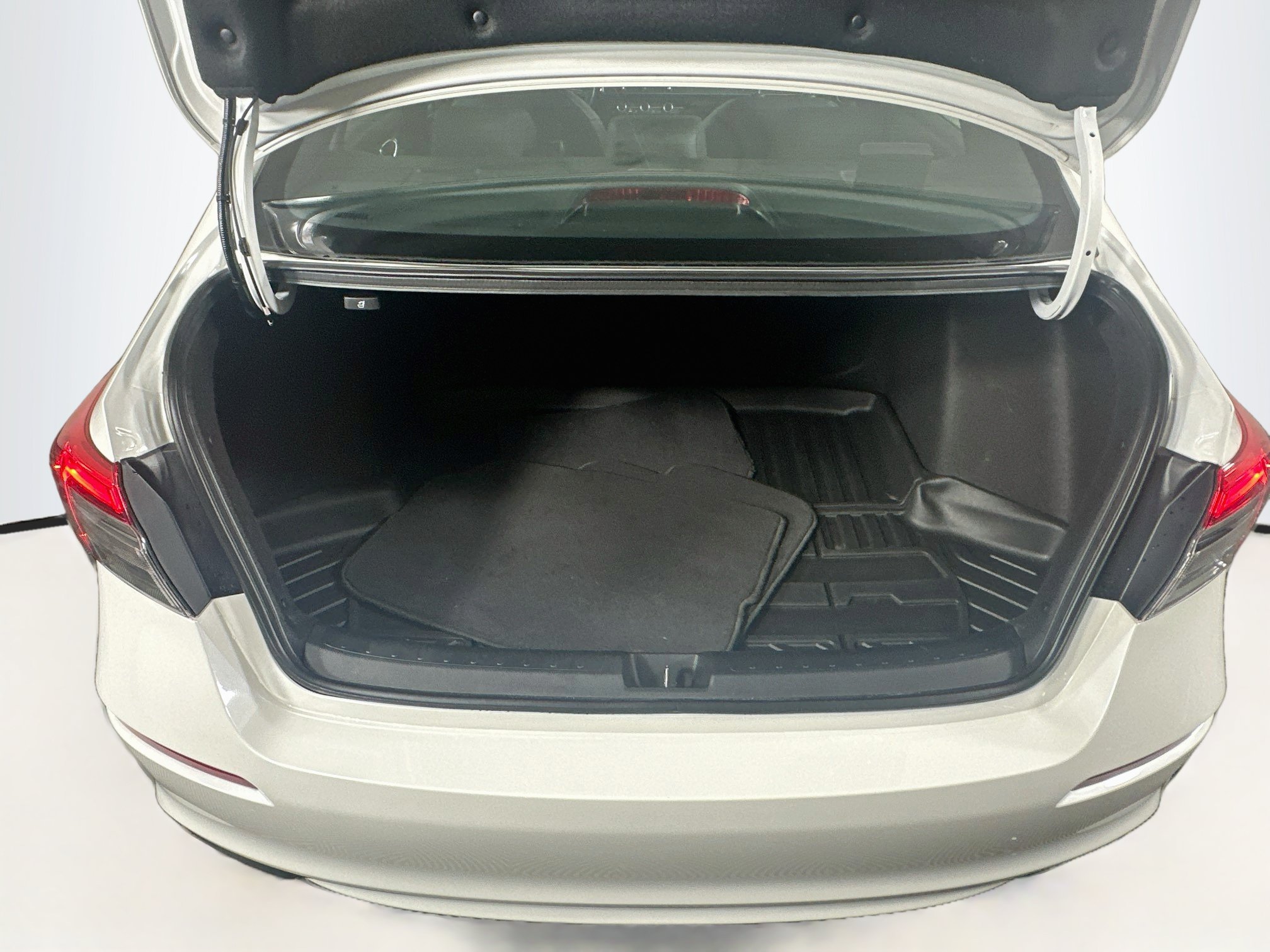 Used 2023 Honda Civic Sport image 27