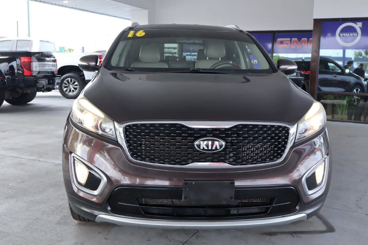 Used 2016 Kia Sorento EX image 11