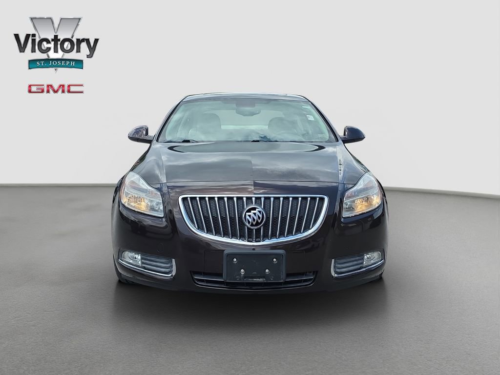 Used 2011 Buick Regal CXL Turbo w/ TO2 Preferred Equipment Group FWD image 2