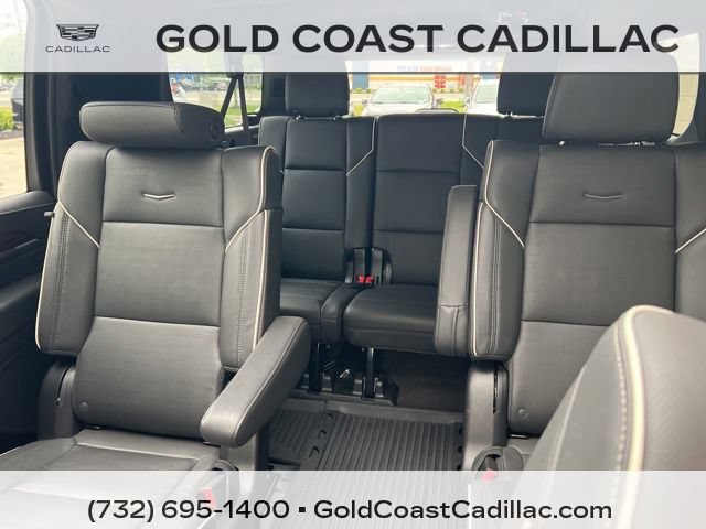 Certified 2024 Cadillac Escalade ESV Premium Luxury AWD/4WD image 23