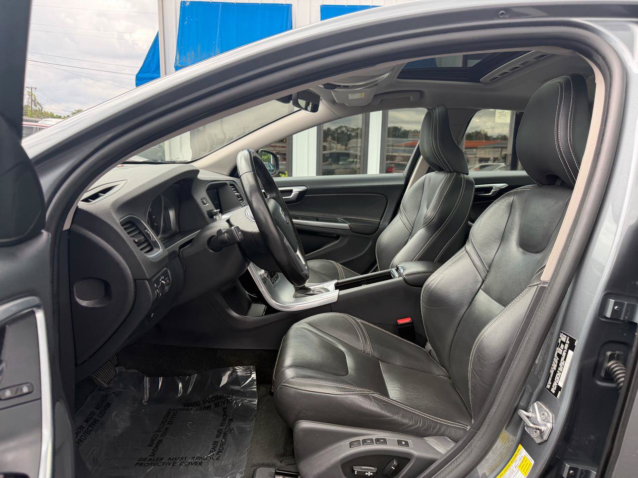 Used 2018 Volvo S60 T5 Dynamic w/ Protection Package AWD/4WD image 10
