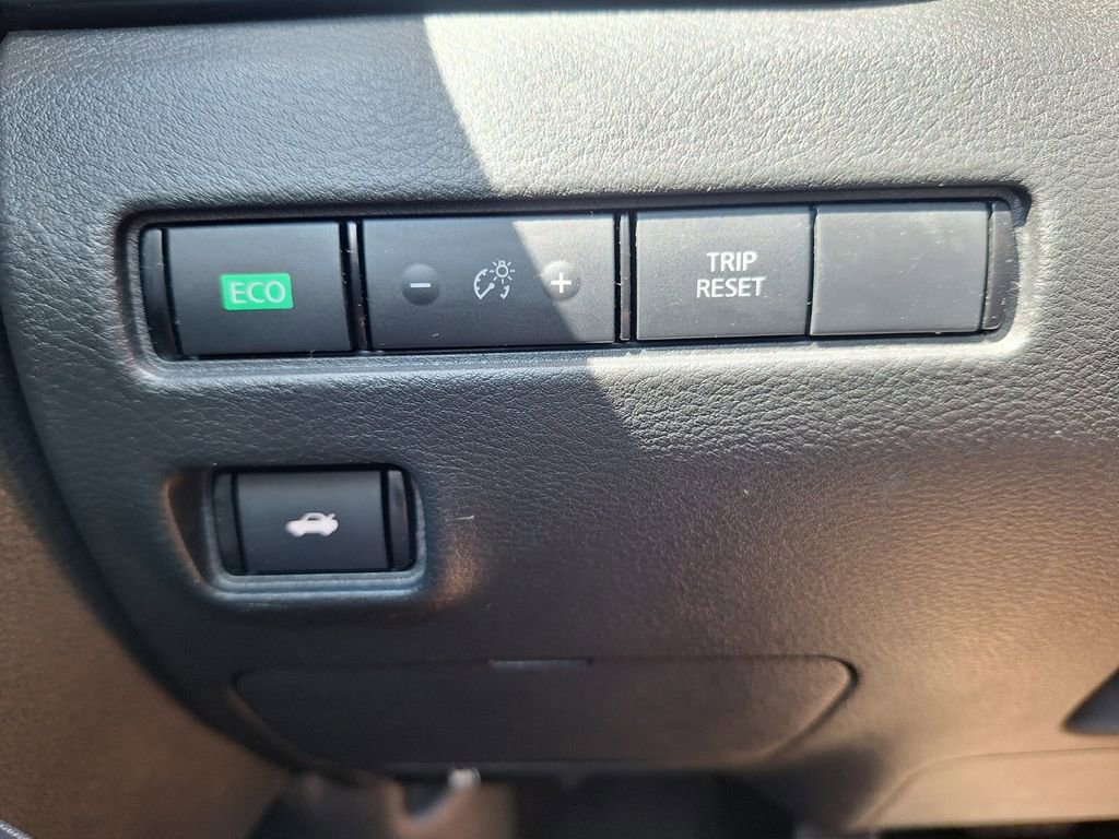 Used 2022 Nissan Sentra SV w/ All-Weather Package image 12