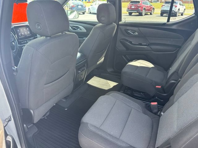 Used 2023 Chevrolet Traverse LT AWD/4WD image 13