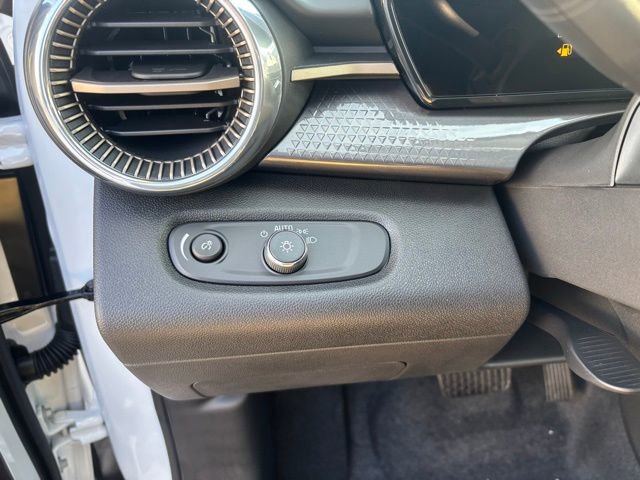 New 2026 Chevrolet Trax ACTIV w/ Driver Confidence Package image 30