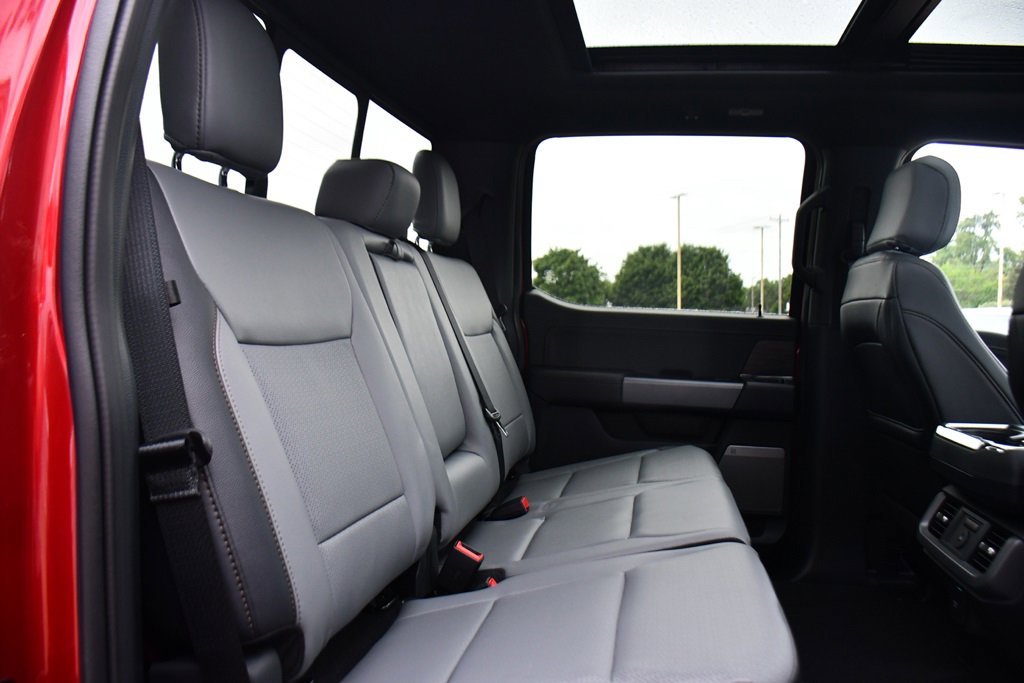 New 2025 Ford F150 Lightning Lariat image 17