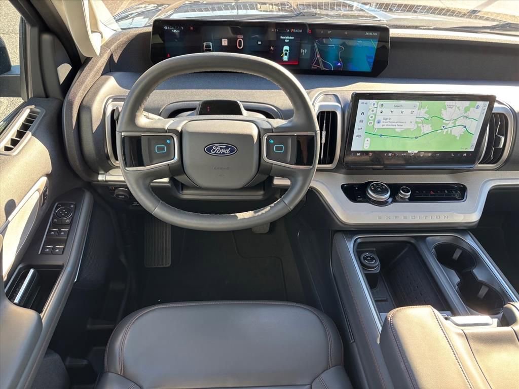 Used 2025 Ford Expedition Max Active image 15