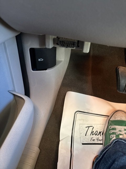 Used 2006 Jeep Commander Limited image 52