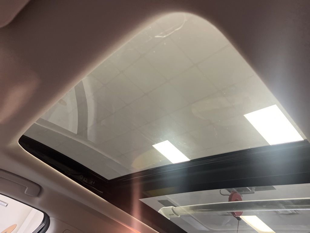 Used 2024 Nissan Pathfinder SL w/ SL Premium Package image 13