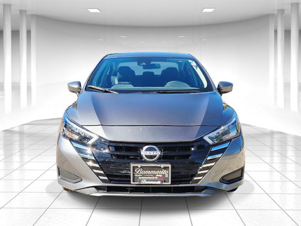Used 2025 Nissan Versa SV w/ Trunk Package FWD image 8