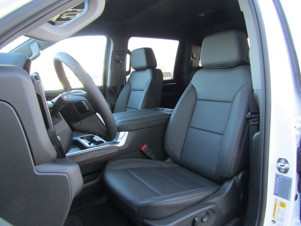 New 2026 GMC Sierra 3500 SLT w/ SLT Convenience Package image 26