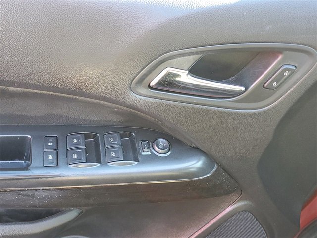 Used 2016 GMC Canyon SLE w/ SLE Convenience Package image 17