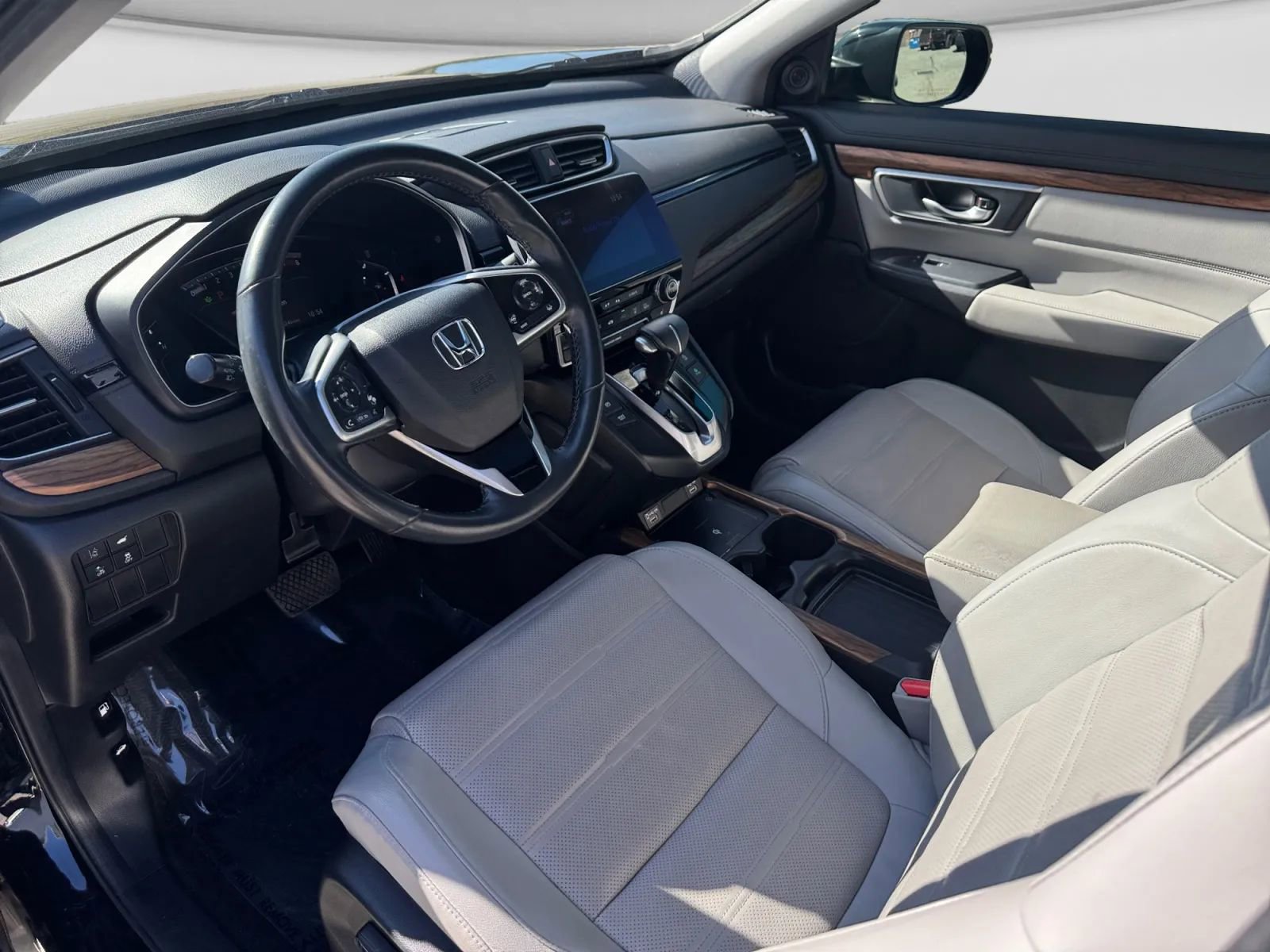 Used 2020 Honda CR-V Touring image 16