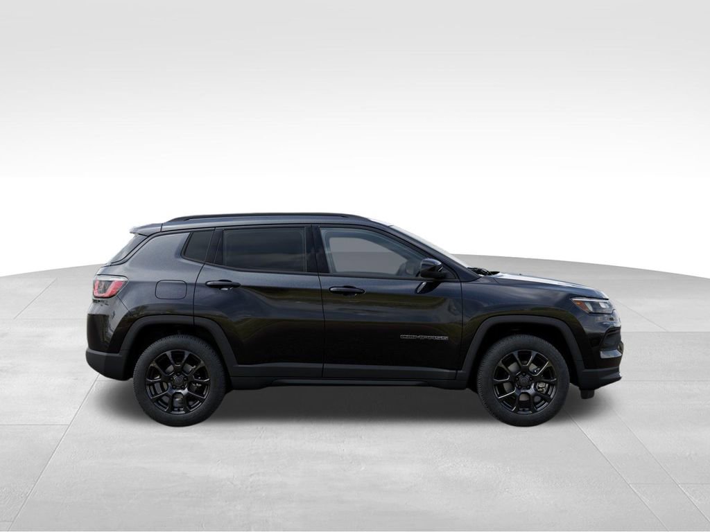 New 2026 Jeep Compass Latitude image 22