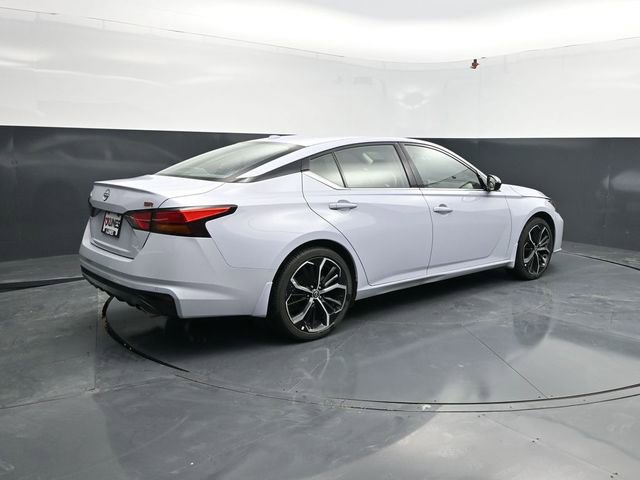 Used 2025 Nissan Altima 2.5 SR image 8