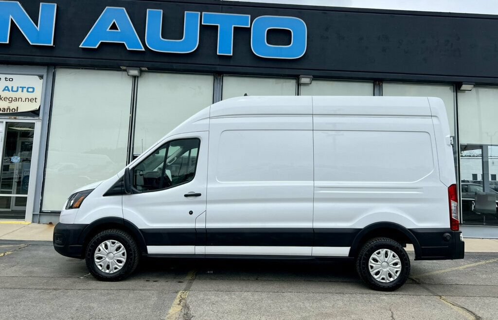 Used 2023 Ford E-Transit 148 High Roof w/ Load Area Protection Package RWD image 26