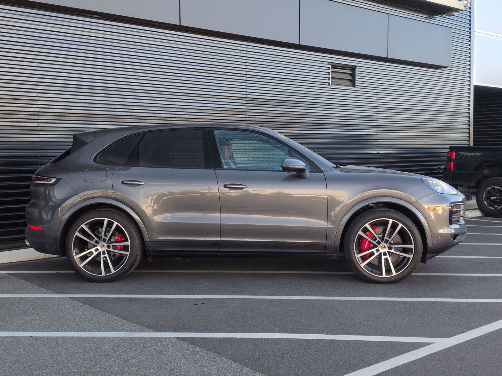 Certified 2025 Porsche Cayenne S image 8