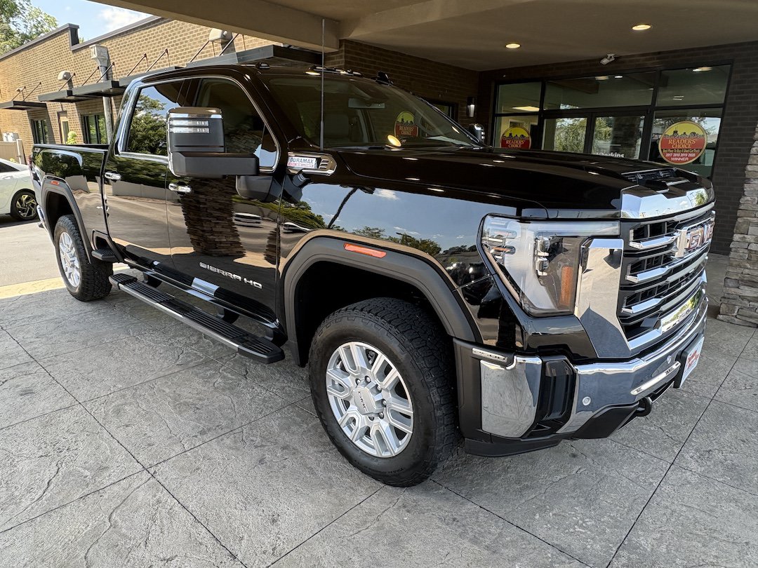 Used 2024 GMC Sierra 2500 SLT w/ SLT Premium Package AWD/4WD image 4