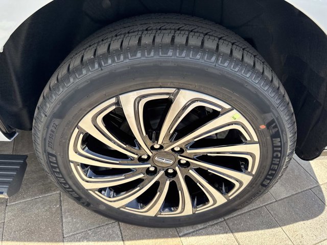 New 2025 Lincoln Navigator L Black Label image 34