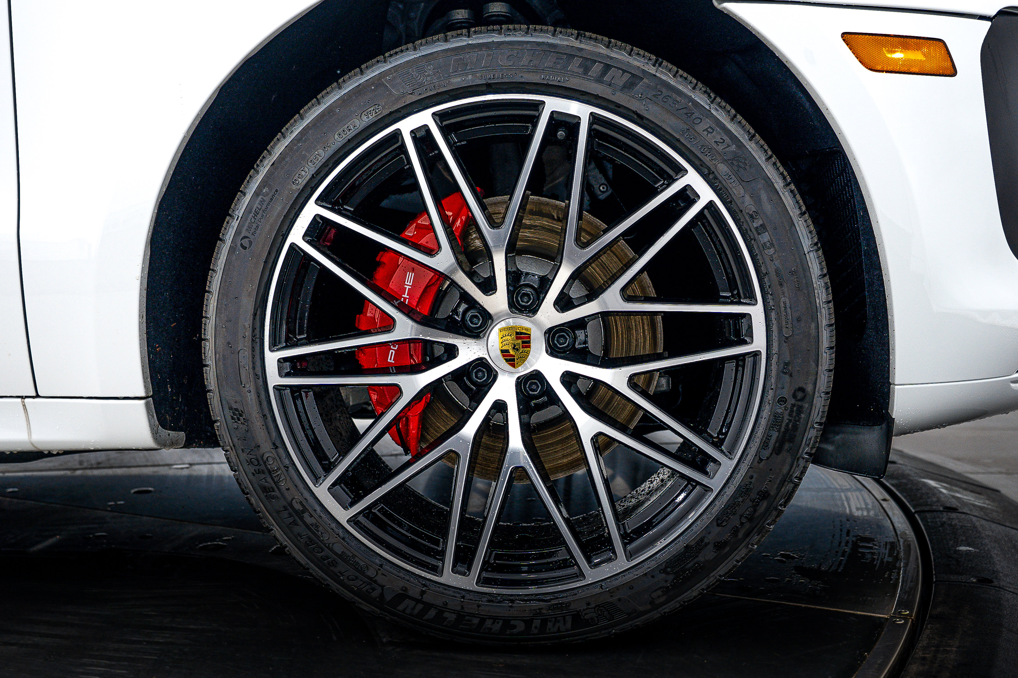 New 2026 Porsche Macan S image 11