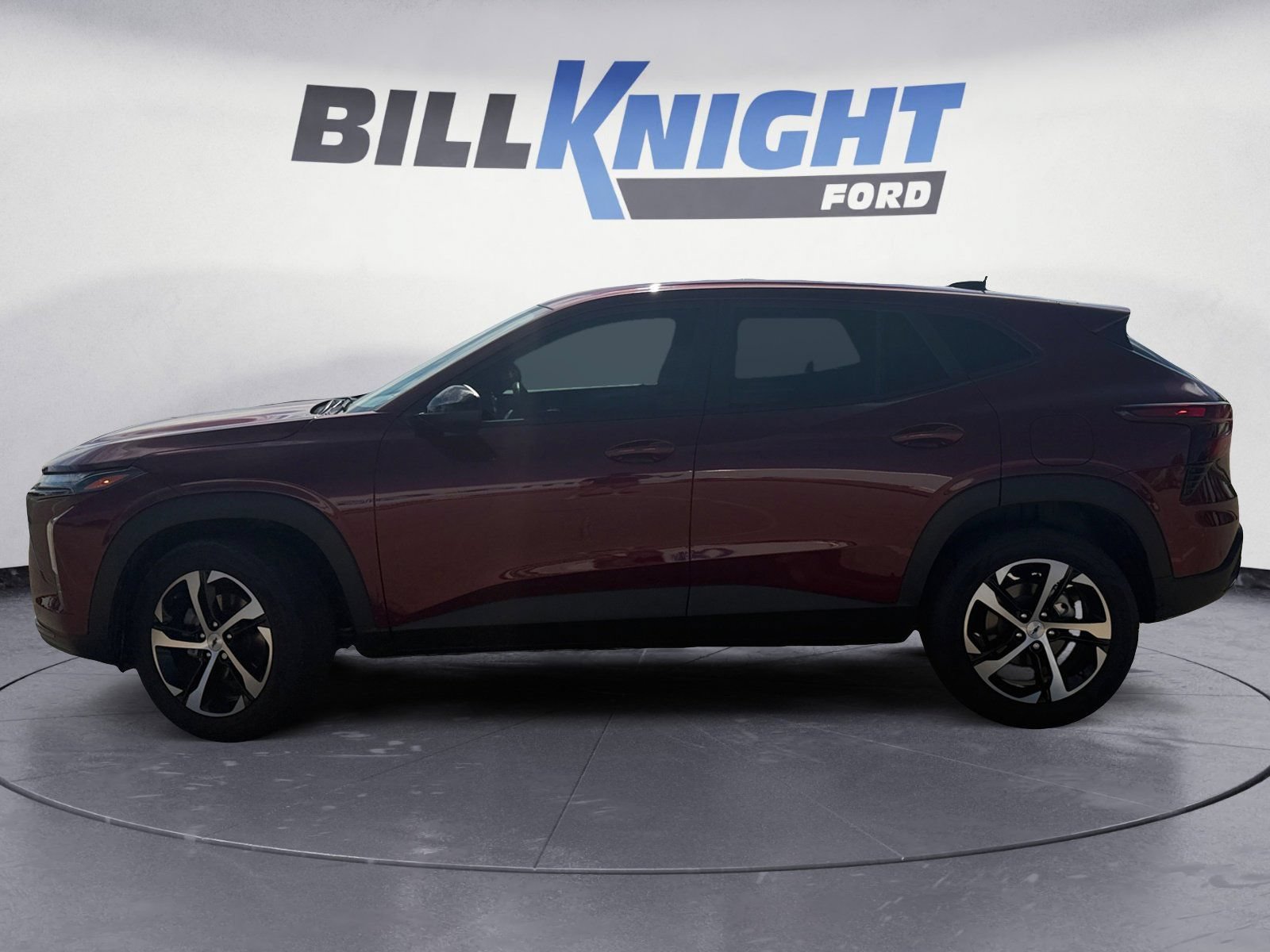 Used 2024 Chevrolet Trax RS w/ Driver Confidence Package FWD image 2