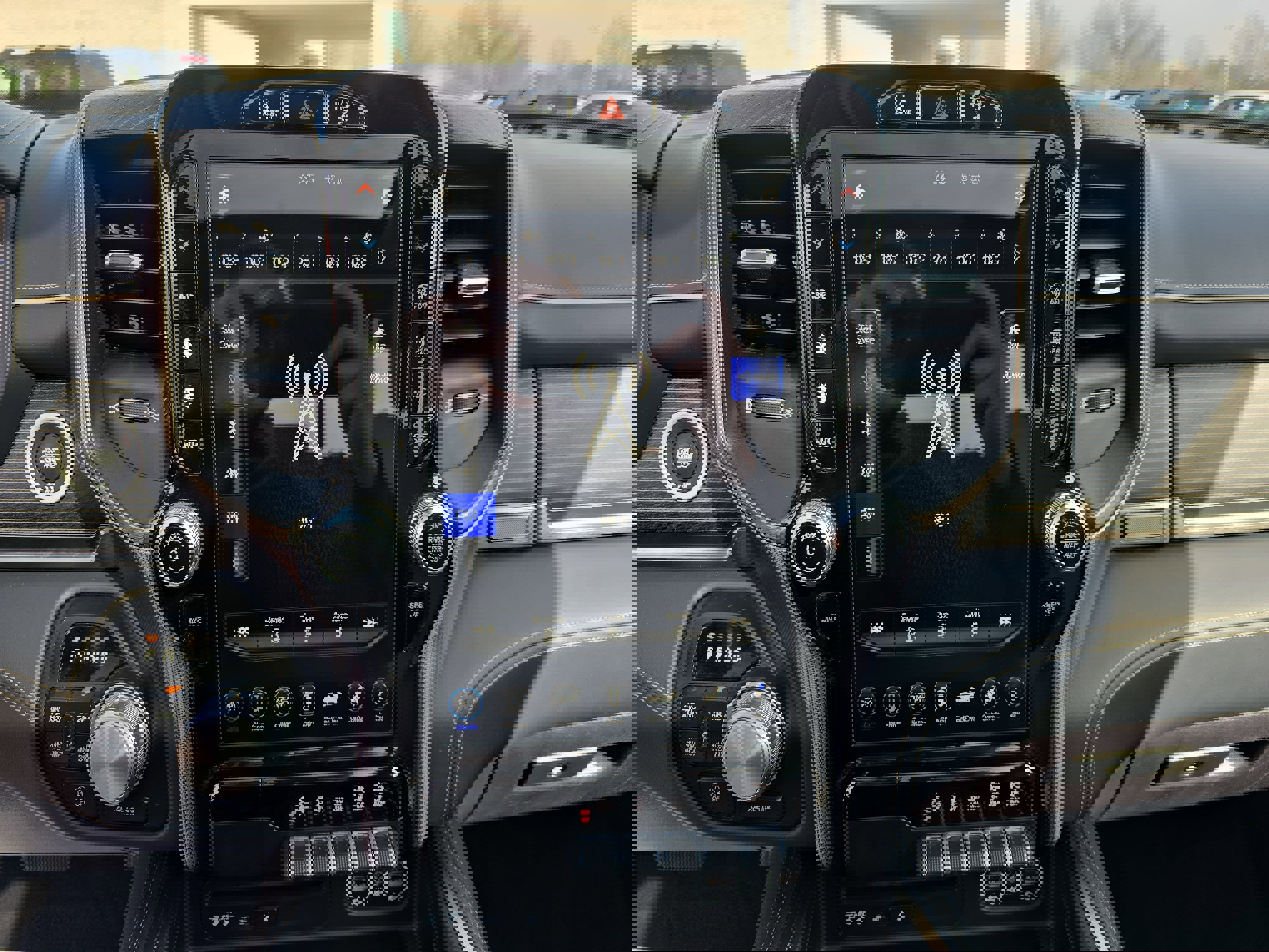 Used 2019 RAM 1500 Limited image 24