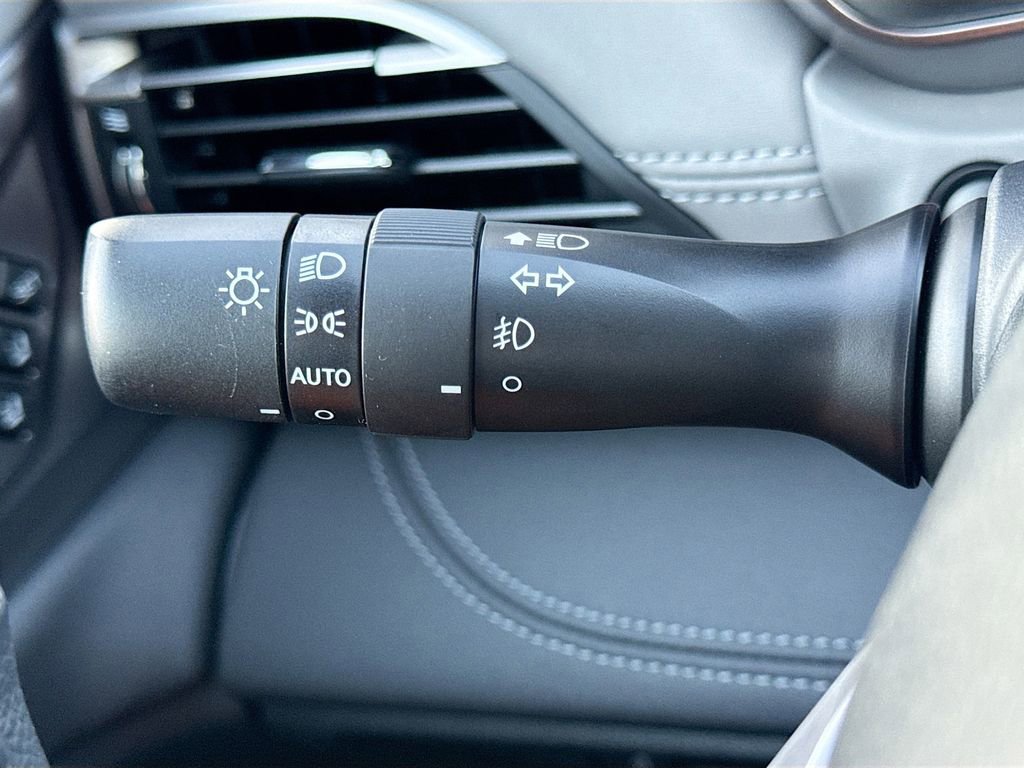 Certified 2025 Subaru Outback Limited image 16