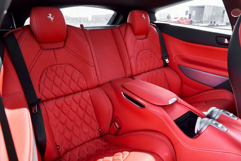 Used 2020 Ferrari GTC4Lusso AWD/4WD image 47