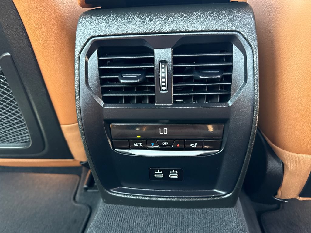 Certified 2023 BMW 330i Sedan w/ Premium Package RWD image 16