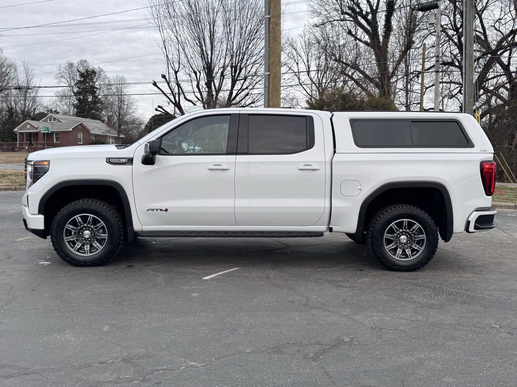 Used 2024 GMC Sierra 1500 AT4 w/ Technology Package image 3