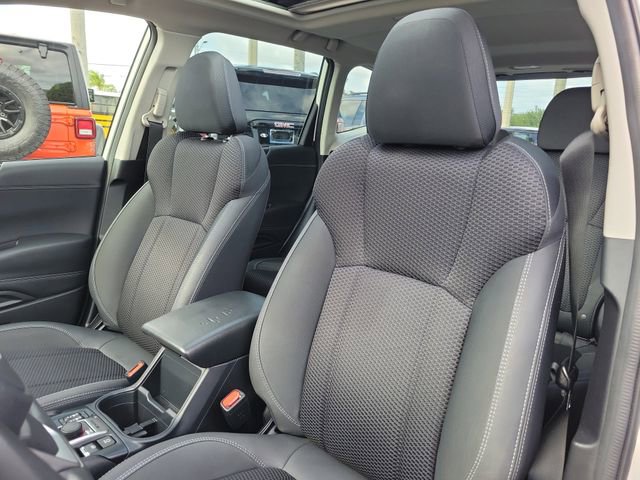 Used 2022 Subaru Forester Premium image 18