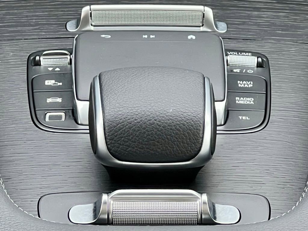 Certified 2026 Mercedes-Benz GLS 450 4MATIC image 27
