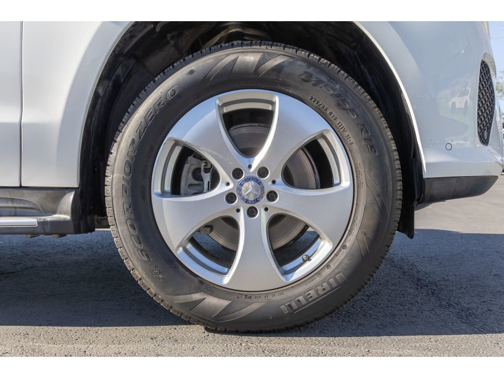 Used 2017 Mercedes-Benz GLS 450 4MATIC w/ Premium Package image 9