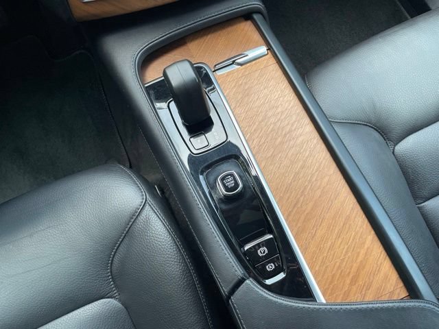 Certified 2023 Volvo XC90 B6 Plus w/ Protection Package Premier AWD/4WD image 24