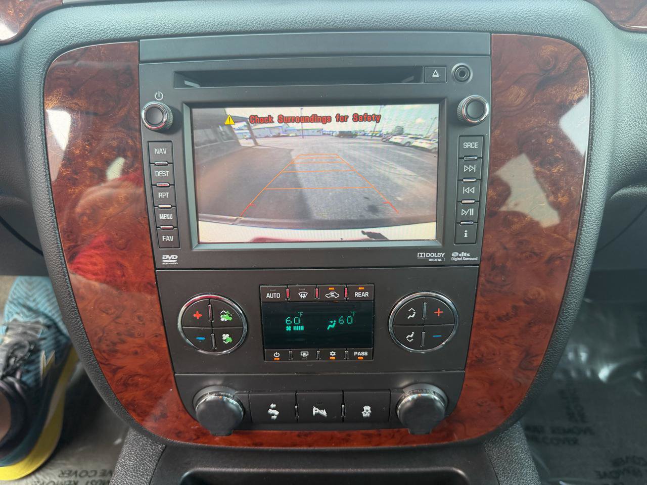 Used 2012 Chevrolet Suburban LT AWD/4WD image 34