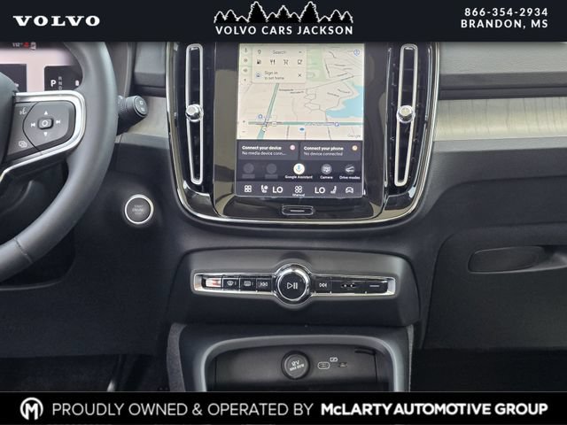 Used 2024 Volvo XC40 B5 Plus w/ Protection Package Premier AWD/4WD image 9