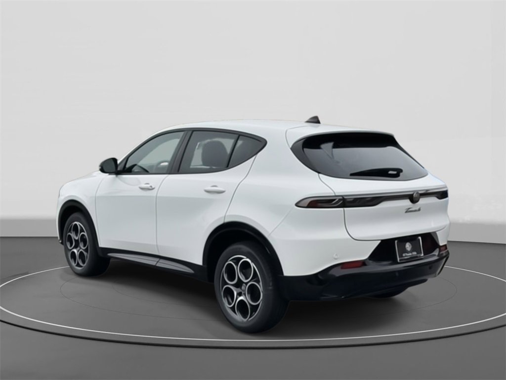 New 2025 Alfa Romeo Tonale image 4
