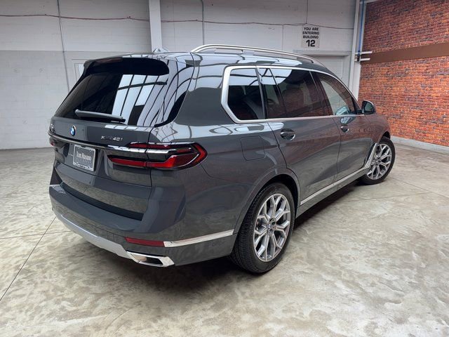 Used 2026 BMW X7 xDrive40i AWD/4WD image 5