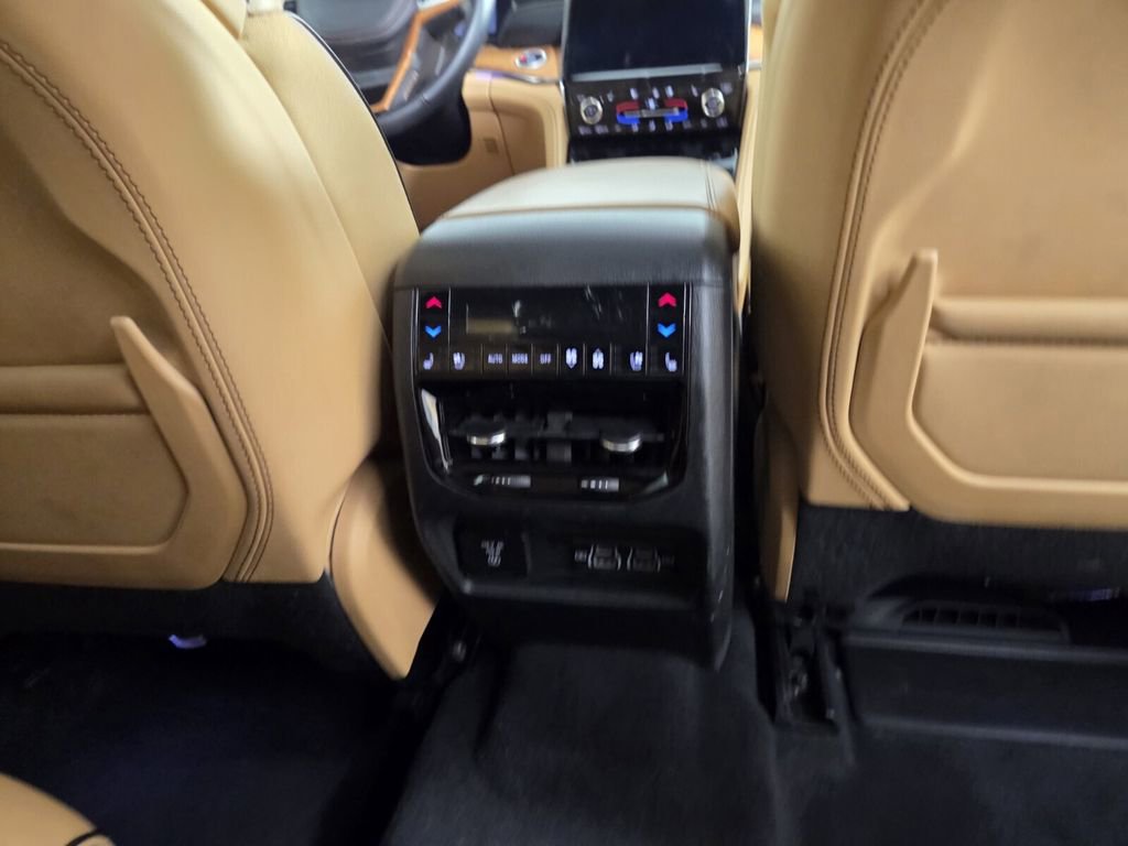 Certified 2025 Jeep Grand Cherokee L Summit AWD/4WD image 33