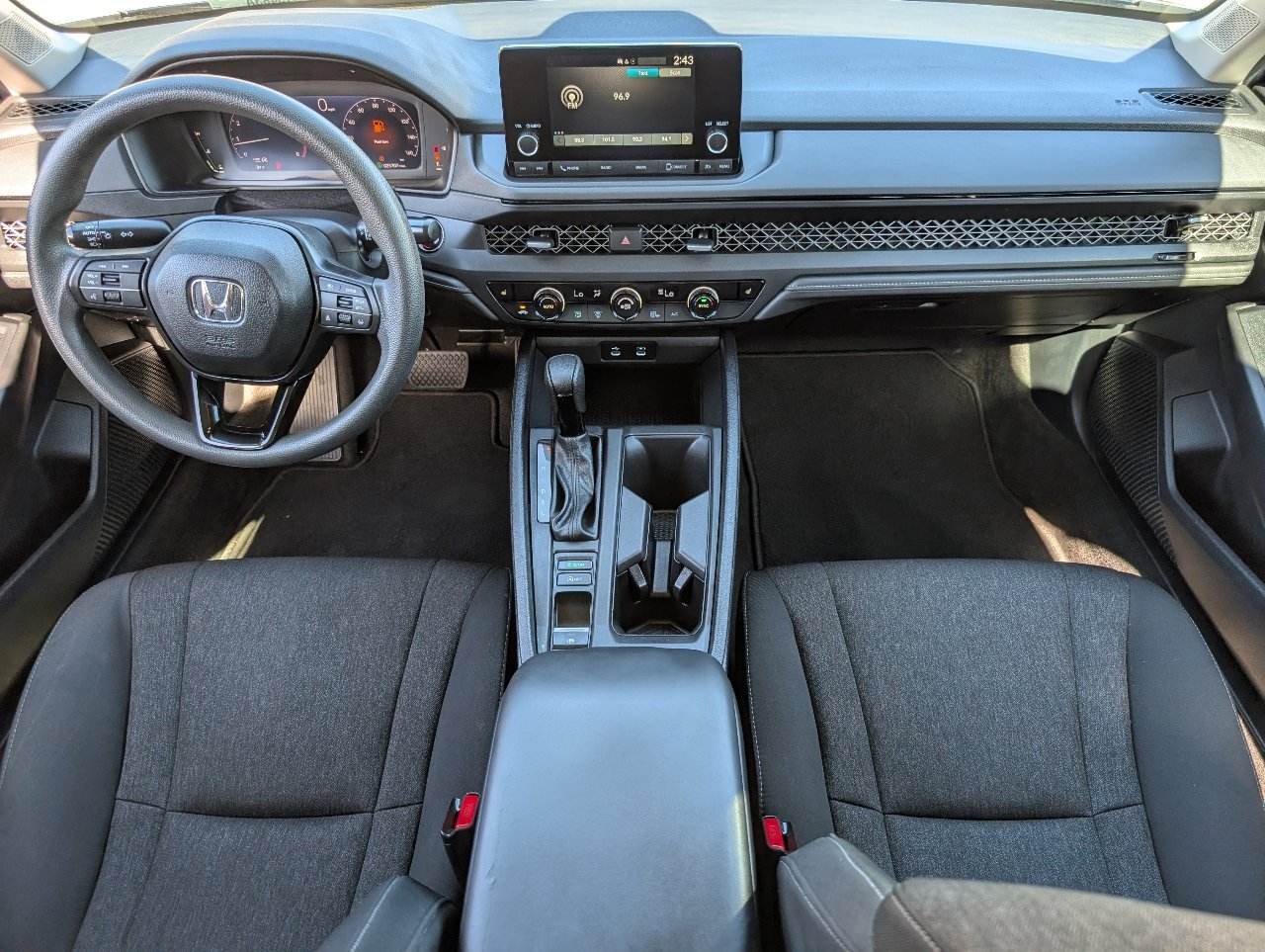 Used 2024 Honda Accord EX image 4