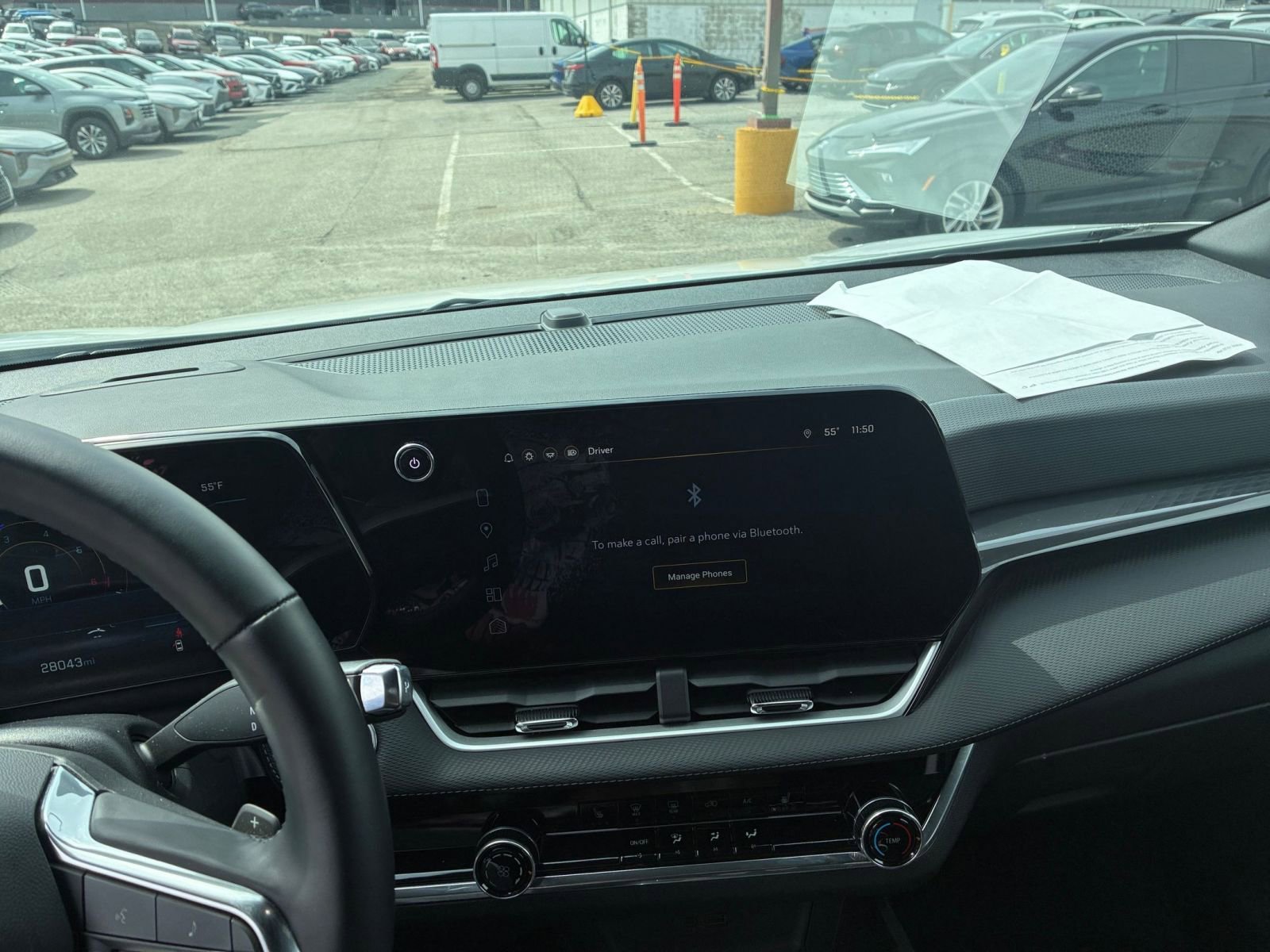 Used 2025 Chevrolet Equinox LT FWD image 28