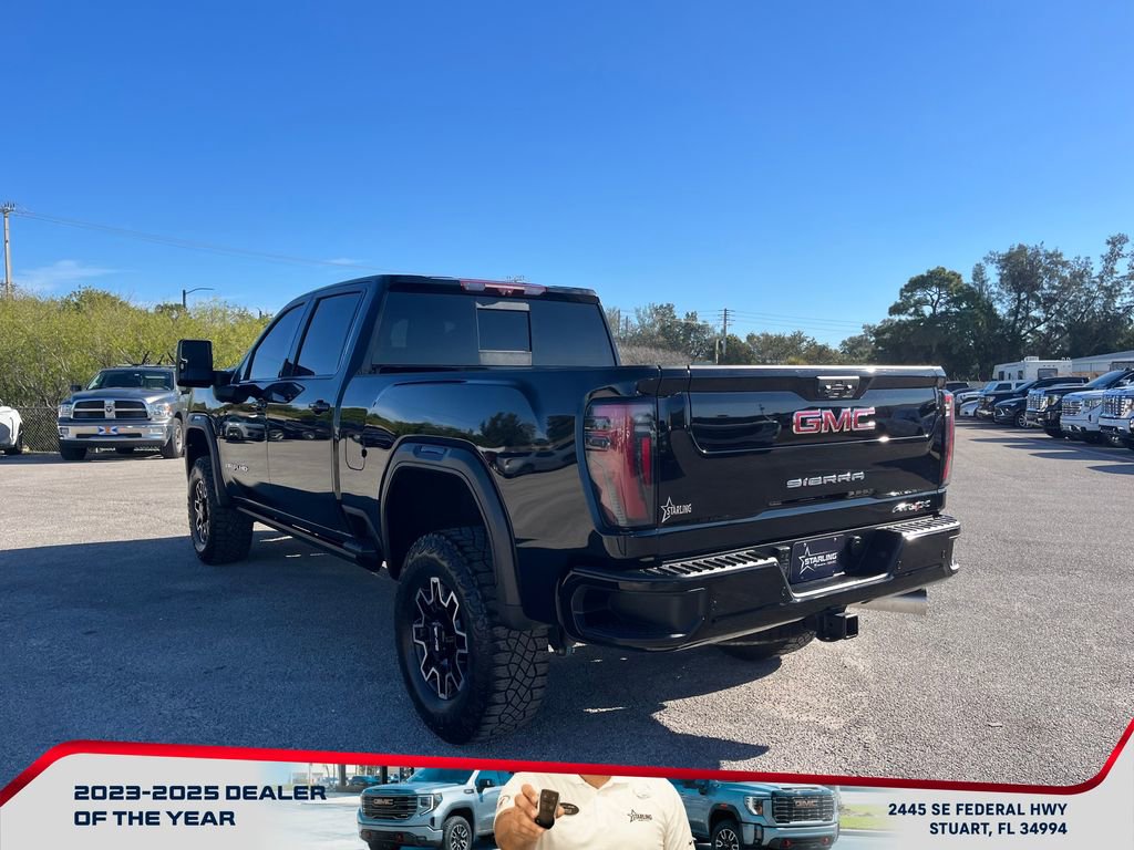 Used 2024 GMC Sierra 2500 AT4X image 5