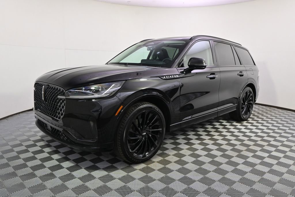 New 2026 Lincoln Aviator Reserve image 2