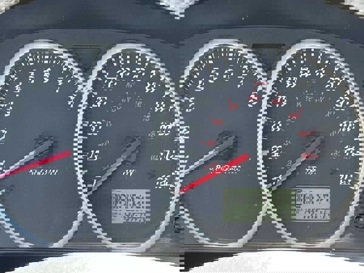 Used 2003 MAZDA Tribute ES image 27