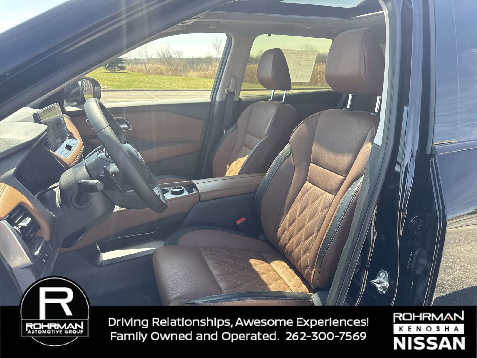 Used 2025 Nissan Rogue Platinum w/ Platinum Premium Package AWD/4WD image 12