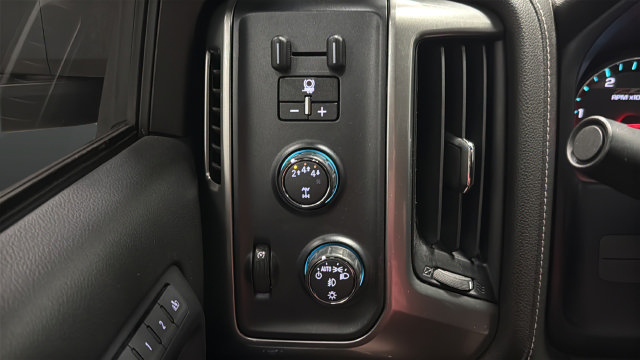 Used 2018 Chevrolet Silverado 3500 LTZ w/ Duramax Plus Package AWD/4WD image 31