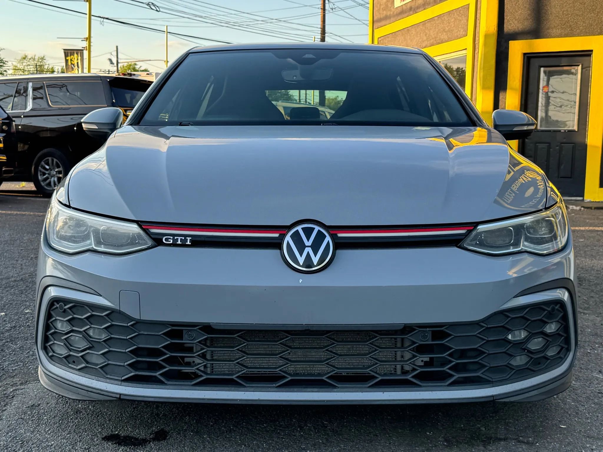 Used 2022 Volkswagen GTI SE image 2